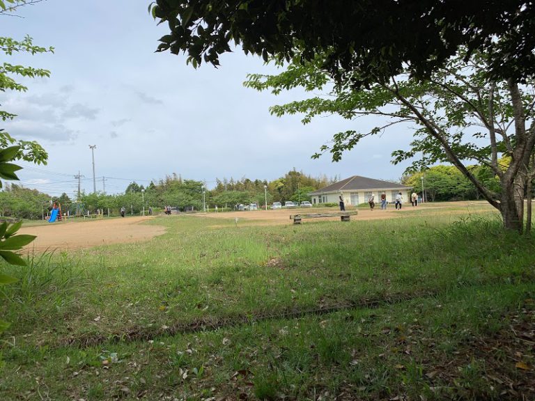 広いグラウンドがある東庄ふれあい公園