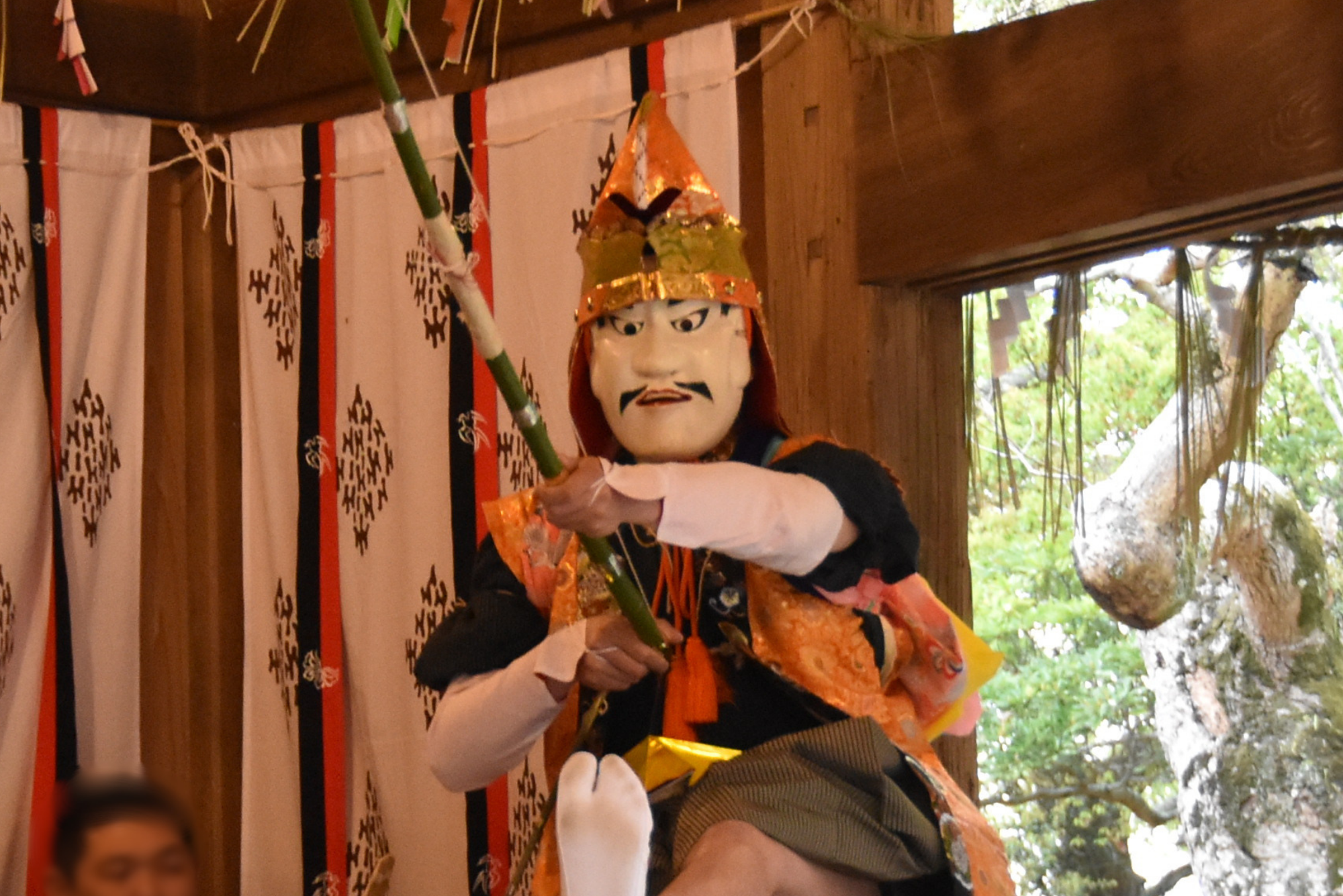 八幡大神（やはたのかみ/はちまんだいじん/はちまんおおかみ）演者の写真