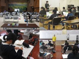左上：ホールで距離を開けて着席し授業を受けている生徒たちの写真、右上：教室内で授業を受けている生徒の写真、左下：ノートに書き込んでいる生徒の写真、右下：展示ロビーで授業を受けている生徒たちの写真